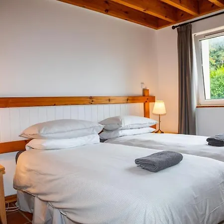 Beautiful On Ring Of Kerry Holiday home Waterville